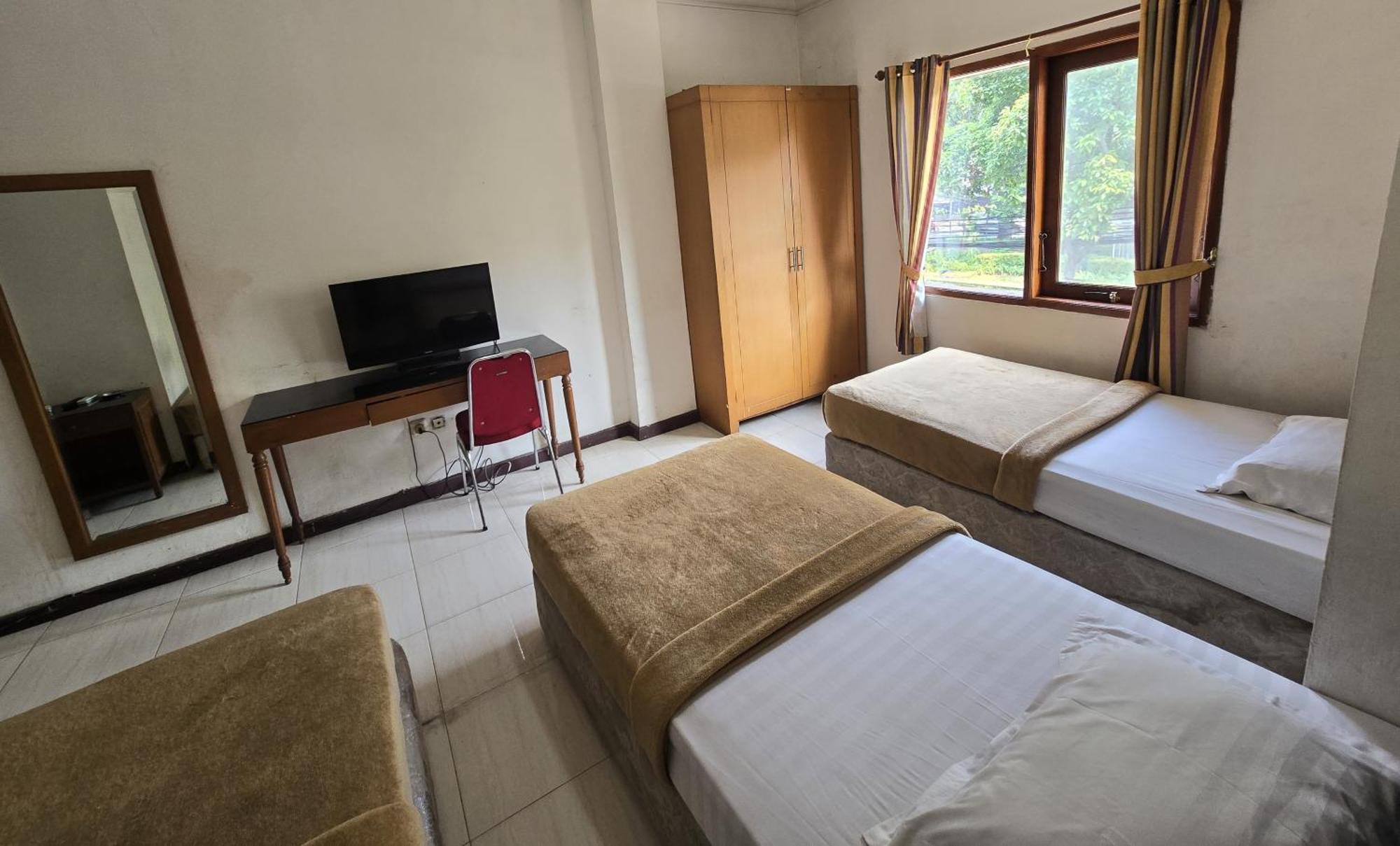 Hotel Maxim Kwitang Jakarta Zimmer foto